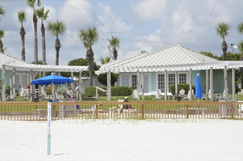 Coconut Palms Beach Resort 新士麦那海滩 外观 照片