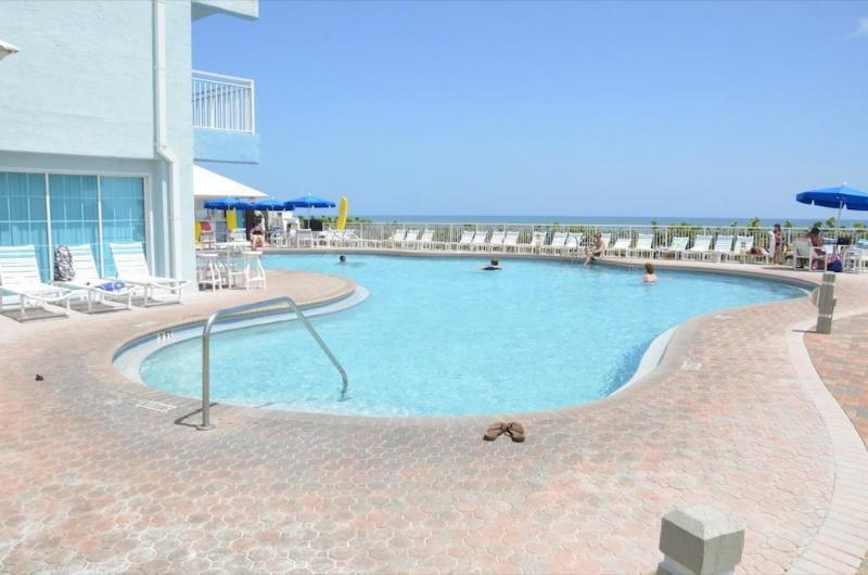Coconut Palms Beach Resort 新士麦那海滩 外观 照片